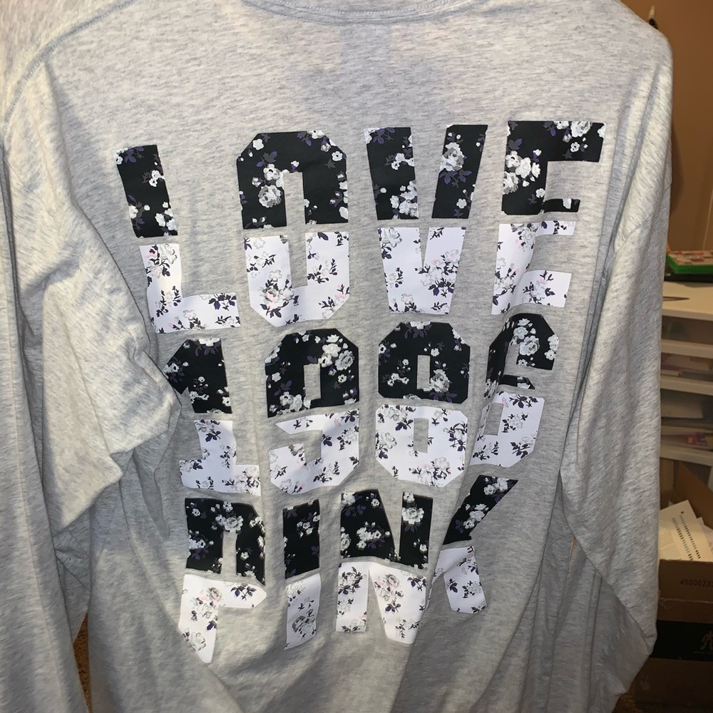 Victoria’s Secret pink long sleeve crew T-shirt